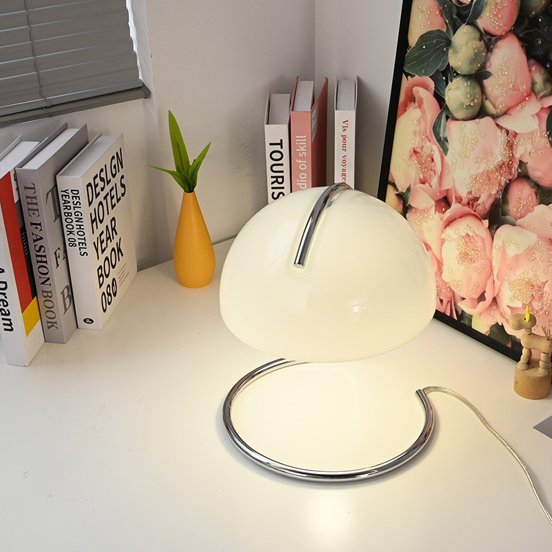 Bauhaus Mushroom Table Lamp, M - Mushroom Table Lamp recensione e prezzo