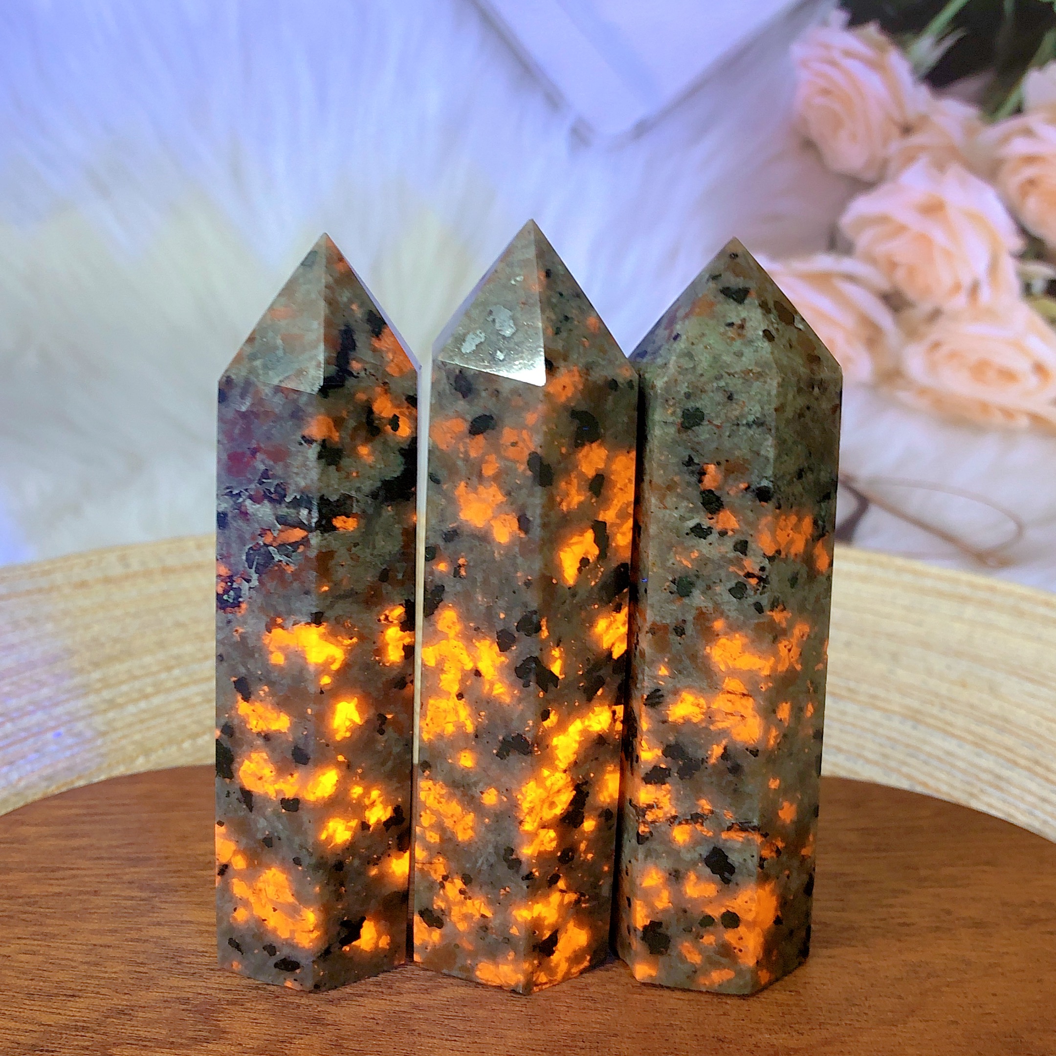 Natural Crystals Yooperlite To - Home Decor Lighting Wholesale recensione e prezzo