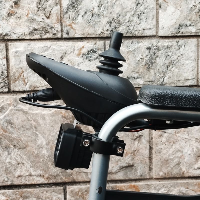 Electric Wheelchair Lighting L - Touch Dimmer Lamp recensione e prezzo