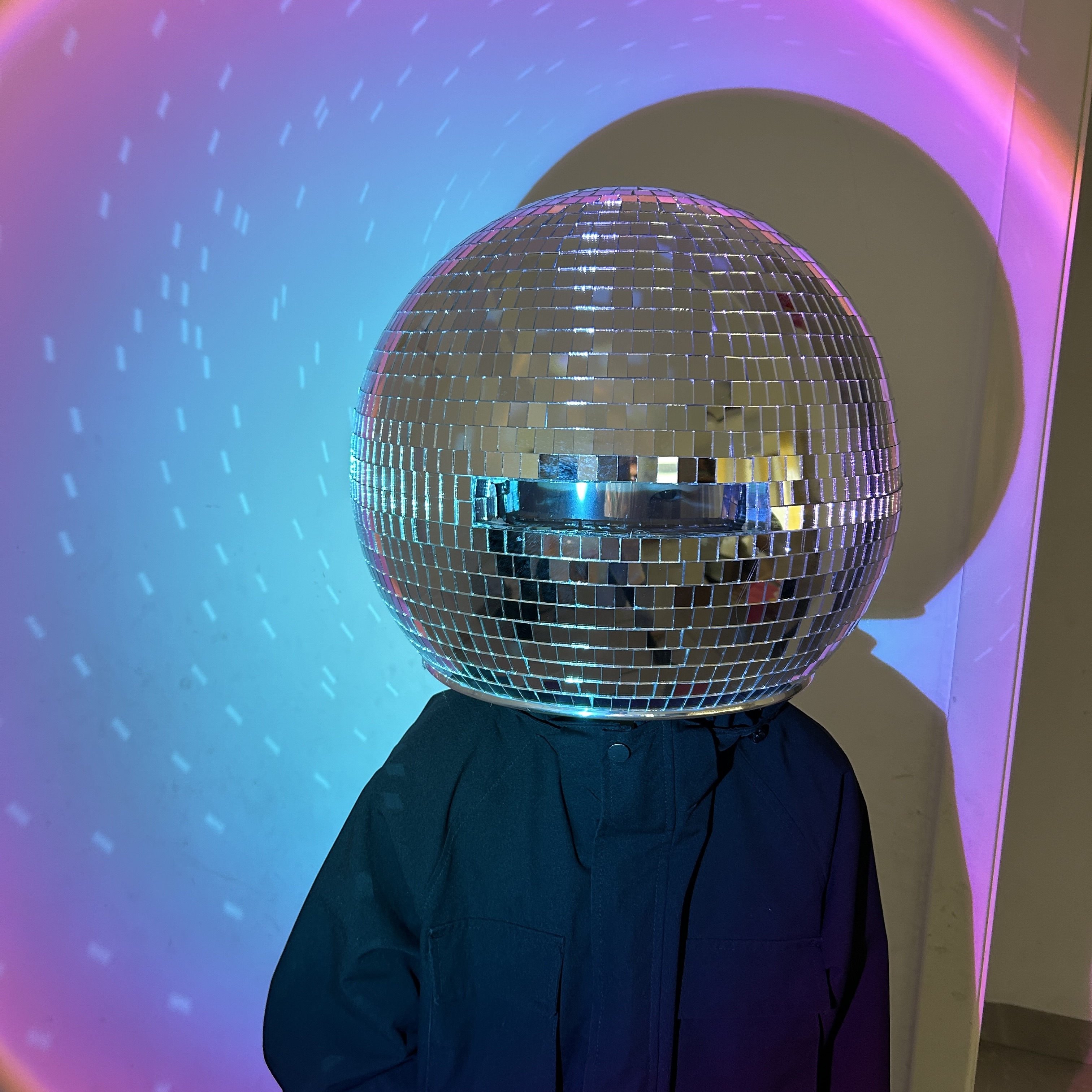 Disco Mirror Ball Helmets Disc - Disco Ball Mirror recensione e prezzo
